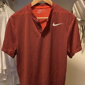 NikeGolf shirt
